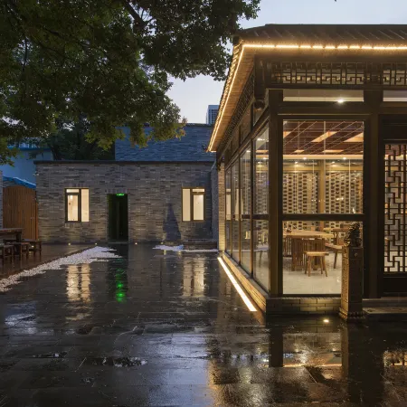 Guohuai Fangxi Courtyard Hotel (Beijing Guang'anmen Subway Station) Отели рядом с достопримечательностью «Мечеть Нюцзе»
