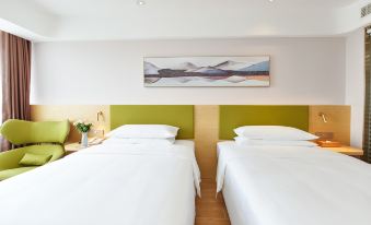 Vienna 3 Best Hotel (Nanjing Lukou Airport Tongshan Subway Station)