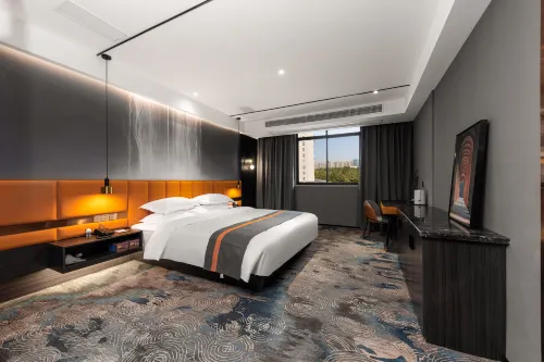 Xike City Hotel (Xianning Experimental Foreign Language School)