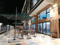 Haiwangjiao Hotels in Dongping Pearl Bay