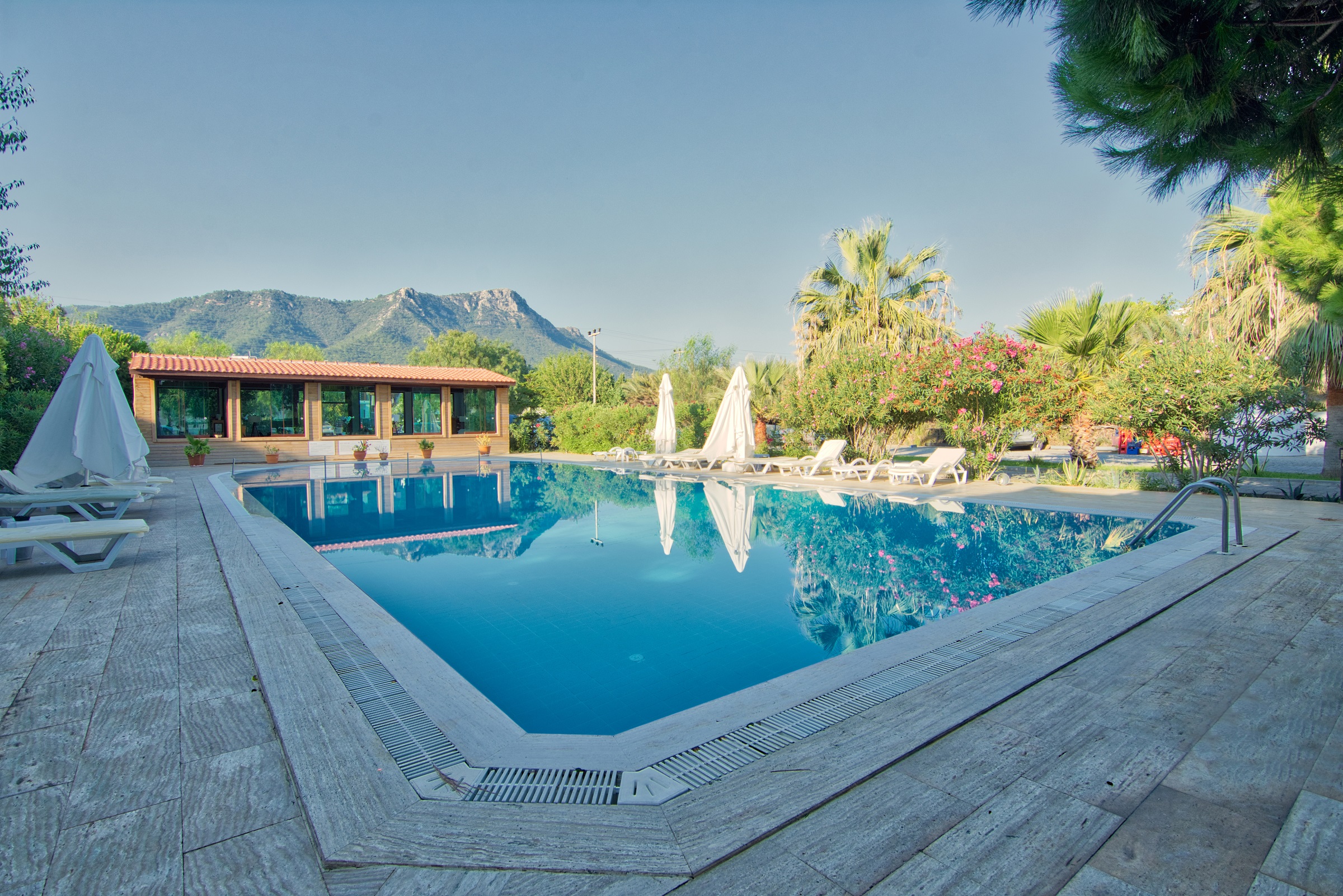 Selvi Beach Otel (Selvi Beach Hotel)