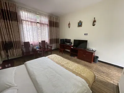 Yulong Jichang Chinese Inn Các khách sạn gần Liming