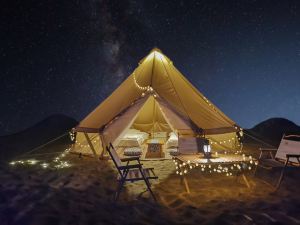 Dunhuang MISS FOUR International Camping base