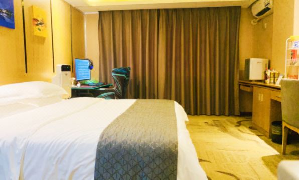 Ant Competition Hotel (Shizitang Subway Station Store, Nanning)