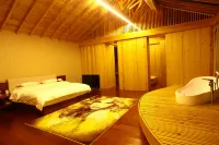 Zhenglan Banner Shangdu Lake Luxury Wilderness Hotel Hotels in Zhenglan Banner