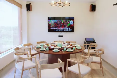 Shanghai Hengshan Yiju Huayang zhehu Homestay Отели рядом с достопримечательностью «Zhujingzhen»