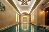 Romance Istanbul Hotel - Pools