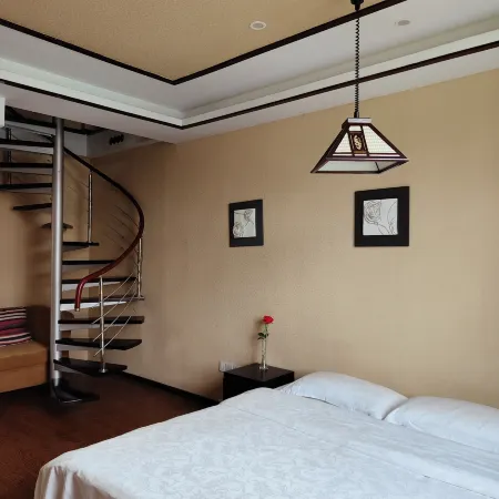 Yunxi Yard Hotel