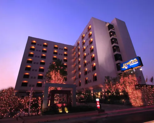 Atrium Boutique Hotel Hotels near Huai Khwang