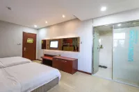 Ziyou Kongjian Chain Hotel Heihe Youzheng Road