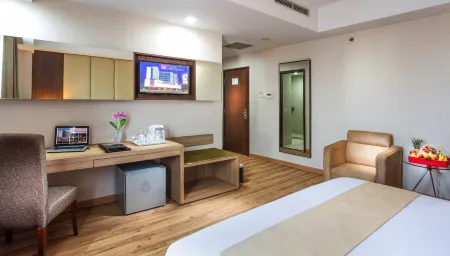 Orchardz Hotel Bandara Jakarta