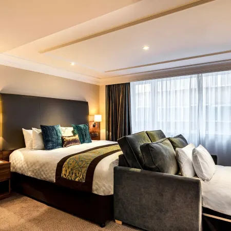 The Marble Arch Hotel by Thistle Отели рядом с достопримечательностью «Коллекция Воллеса»