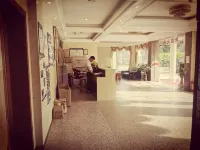 Jinqiao Hotel