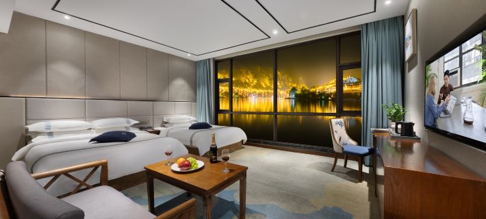 Qixinlong Sightseeing Hotel Hotels in Zhenyuan County