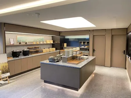 JI－Hotel（Hangzhou Fuyang Guihua West Subway Station） Отели рядом с достопримечательностью «Hangzhou Polytechnic (Gaoke Road)»