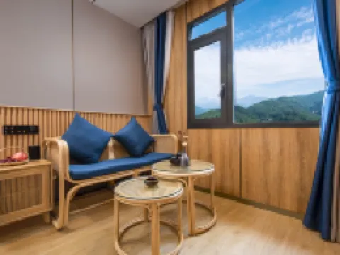 Zunbo Forest Vacation Apartment (Qingcheng Mountain Scenic Area) Hotels near Mount Qingcheng
