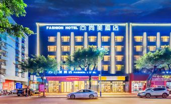 FASHION  HOTEL
