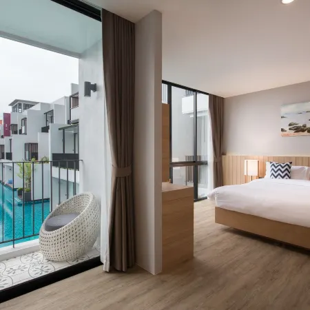 Asira Boutique HuaHin Отели рядом с достопримечательностью «Дворец Клай-Кангвон»