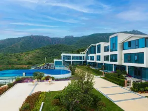 Zhongzhou Yueyin Fuxishan Huimeng Mountain Residence