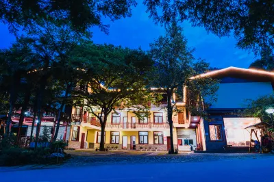 Dujiangyan Diexiyuan Homestay Hotels near Longchixiang Village Passenger Transport Terminal