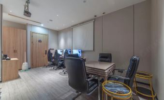 Ningbo Blue Fatzi E-sports Apartment