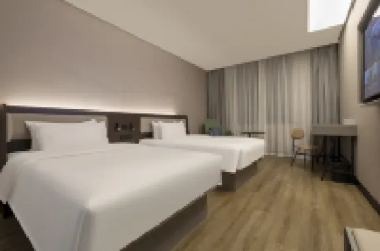 HanTing Hotel (Xiaogan Changzheng Road Baoli International) Hotels in Xiaogan