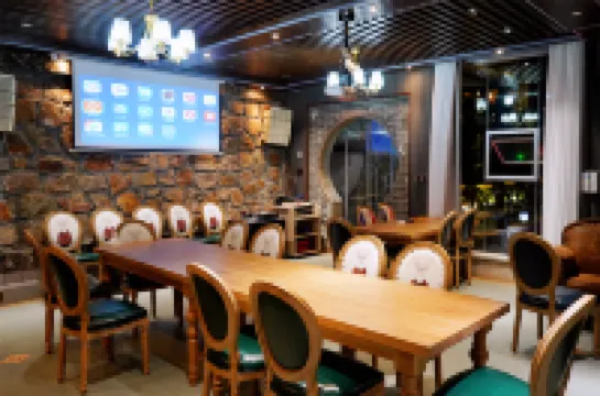 嶗山天鵝堡湯池養生度假民宿（青島嶗山風景區店）