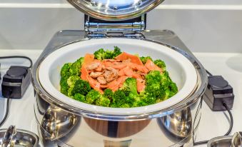 Echarm Hotel (Dongguan Guoji Qichecheng Lanqiuzhongxin)