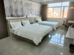 Heshun Xinxing Business Hotel