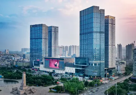 Weiduo Hotel, Tongxiang Отели рядом с достопримечательностью «Jiangxi Polytechnic College (East Campus)»