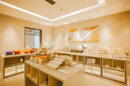 Homeinn Selected Hotel (Linqing Sanhe Road Railway Station) Отели рядом с достопримечательностью «Linqing Canal Cultural Scenic Area - Aotouji»