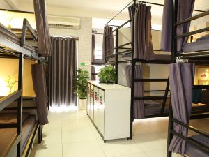 S Phượt Airport Homestay - Hostel