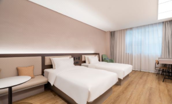 HanTing Hotel (Jiaodong International Airport Jiaodong Subway Station)