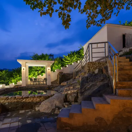 Tangzimiao Nuanquanhui Hot Spring Homestay