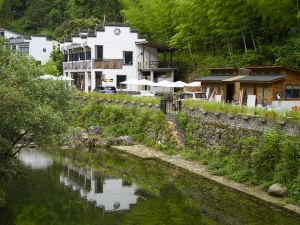 Shishi Hot Spring Residence