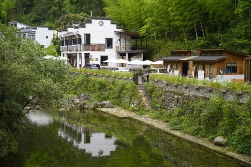 Shishi Hot Spring Residence
