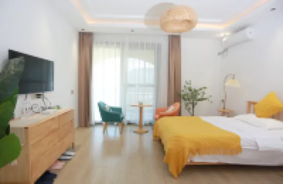 梨苑輕奢花園民宿