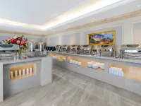 Vienna Hotel（Xingshan High Speed Rail Station Store）