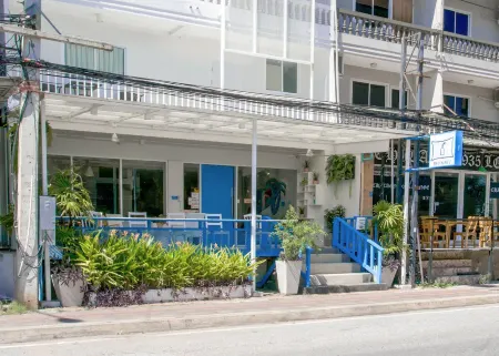 ME U Hostel Pattaya