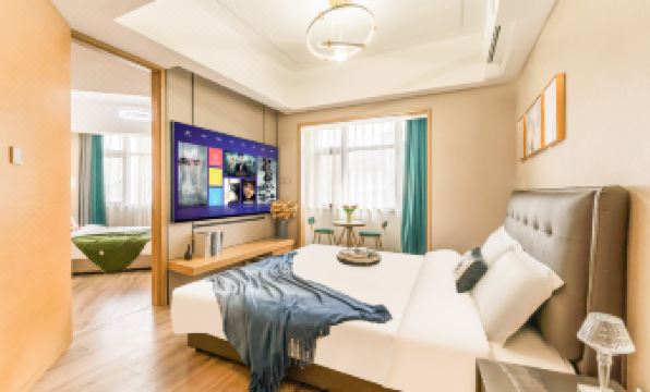 Soda Hotel Apartment (Qingdao Wusi Plaza Ningxia Road Subway Station)