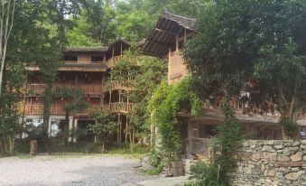 Shi Bingwu Guanshan Residential Homestay