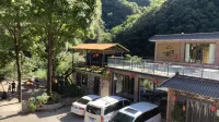 watercloudvilla.wan xian mou n tai n s to re Hotel in zona Danfengou Canyon