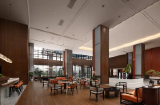 Anqing Yixiu Maison New Century Grand Hotel (Anqing Normal University Longshan Campus)