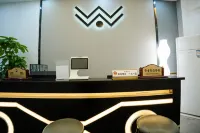 Shang 9 Hotel (Emei High-Speed Railway Station Dafo Chan Temple Tourism Area)