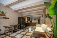 Yunjianqi Villa Private Hot Spring Boutique Stay (Pengzhou Baoshan Village Sun Bay Scenic Area) - Airport Shuttle