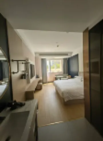 悅色酒店（福田華強北地鐵站店）