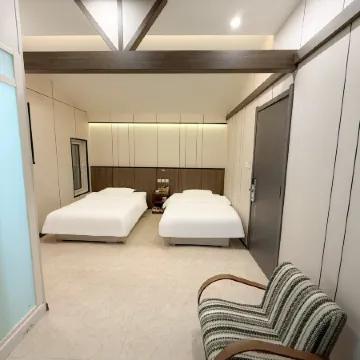 Wu Li Quan Hotel, Arxan