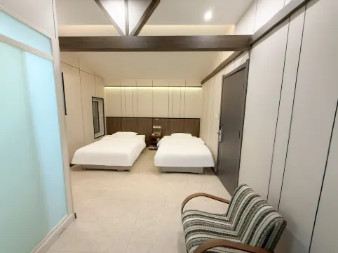 Wu Li Quan Hotel, Arxan