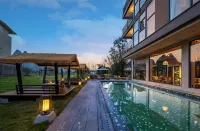 Yangshuo Hetianye Hotel (Ten-Mile Gallery Yulong River)