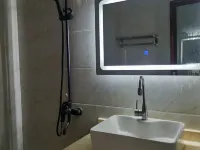 Left Bank Hotel Hotels in Sog County